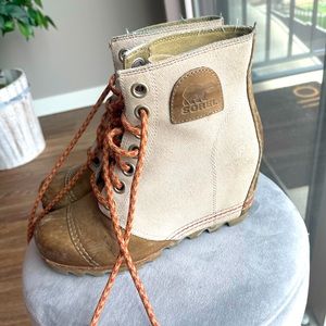 Sorel wedged bootie